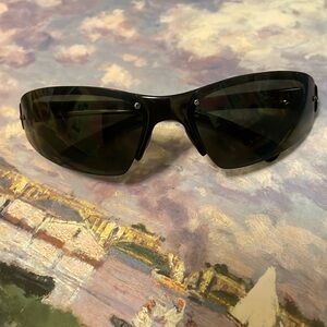 Guess Jeans black sunglasses